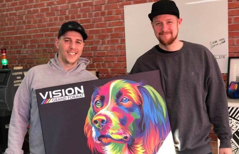 Vision Grand Format peut faire des affaires